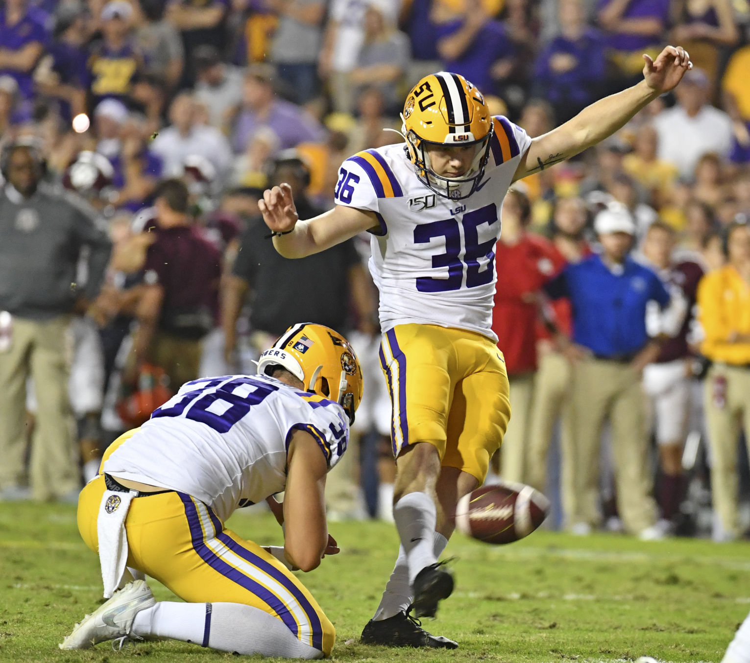 BR.lsutexasammain.120119 HS 2069.JPG